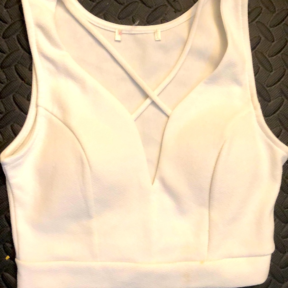 White crop shirt